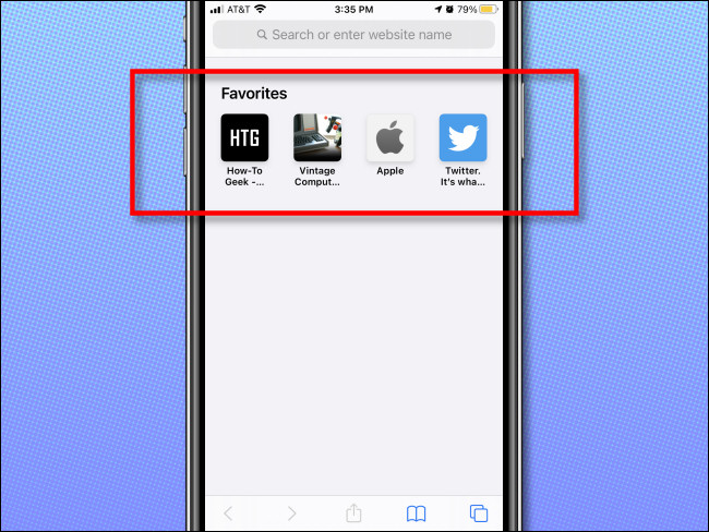 Przykład Ulubionych wyświetlanych na pustej stronie w Safari na iPhonie.
