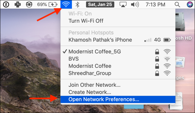Haga clic en Abrir preferencias de red en el menú de la barra de menú W-Fi