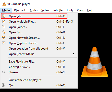 En VLC, haga clic en Medios, luego en Abrir archivo para abrir su archivo multimedia