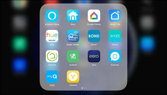 Menu aplikacji na iOS, pokazujące Alexa, Google, Philips, Smart Life, Magic Home i inne.